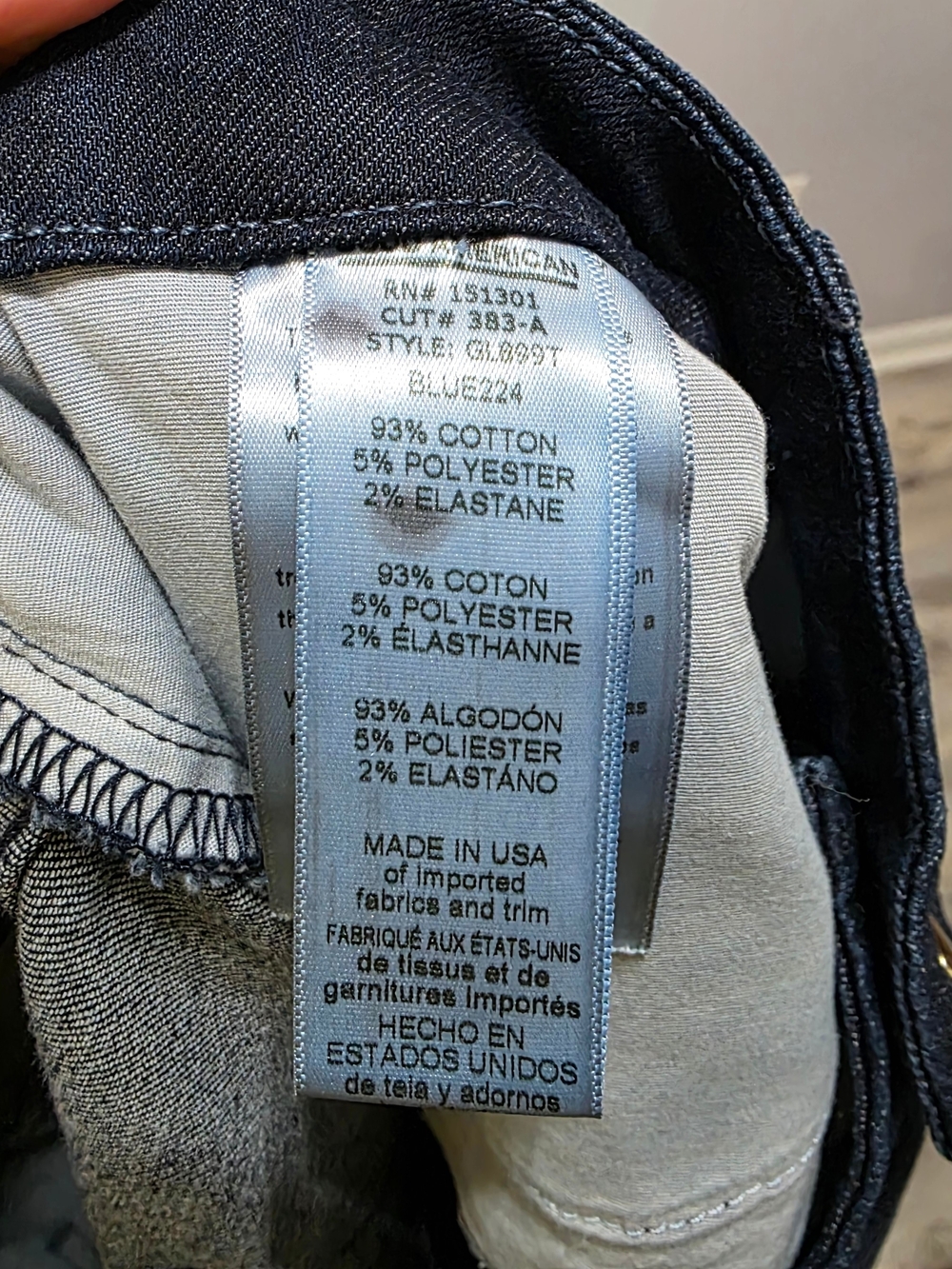 Good American Good Legs Dark Wash High-Rise Skinny Jeans - Picture 6 of 6